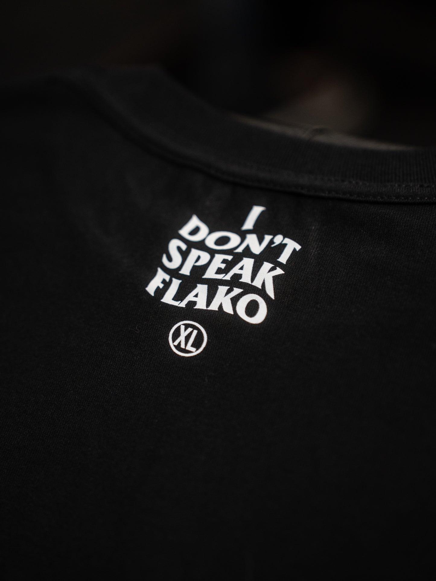 Camiseta clásica "I DON'T SPEAK FLAKO" color negro