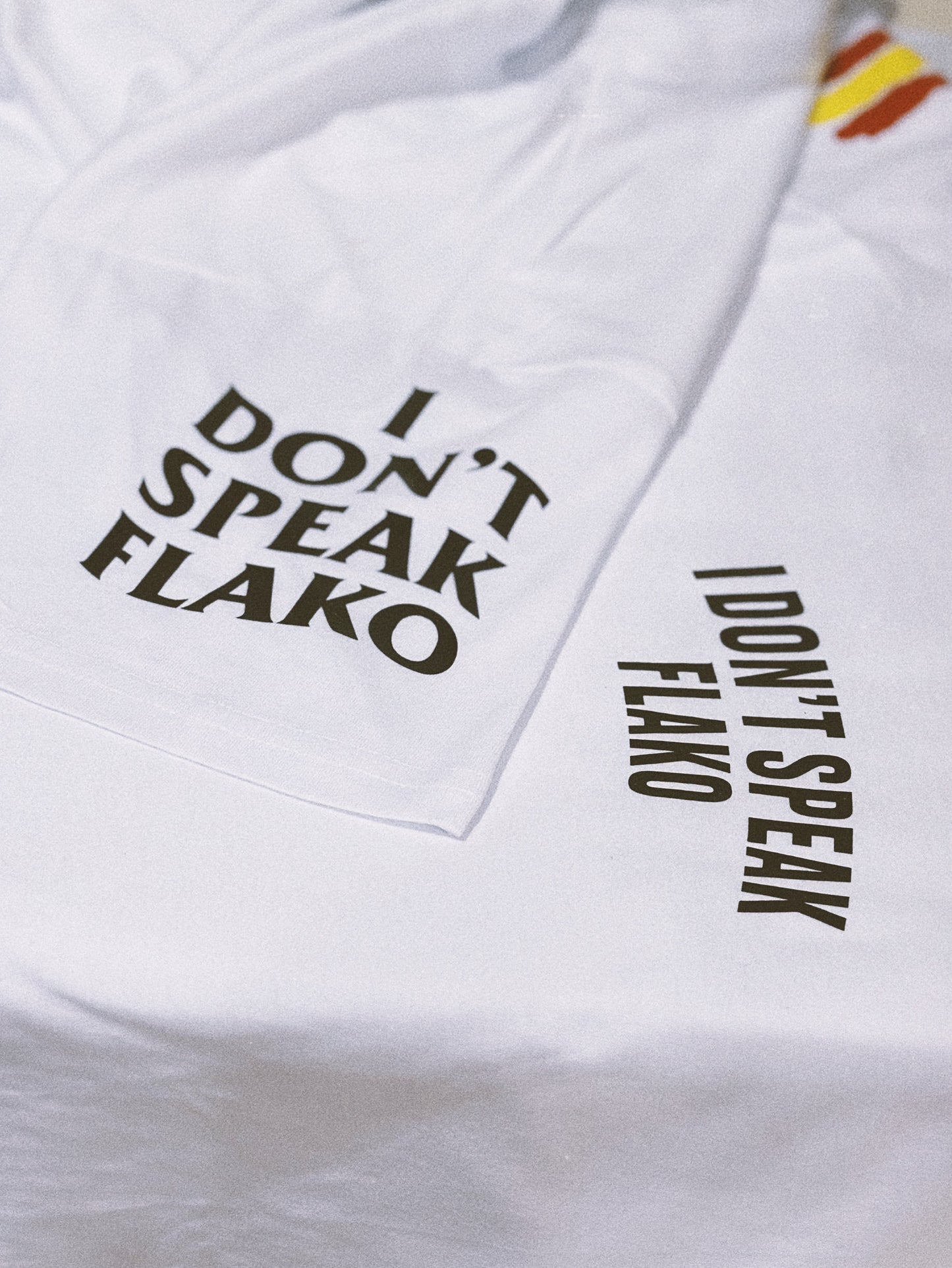 Camiseta POWER "I DON'T SPEAK FLAKO" color blanco