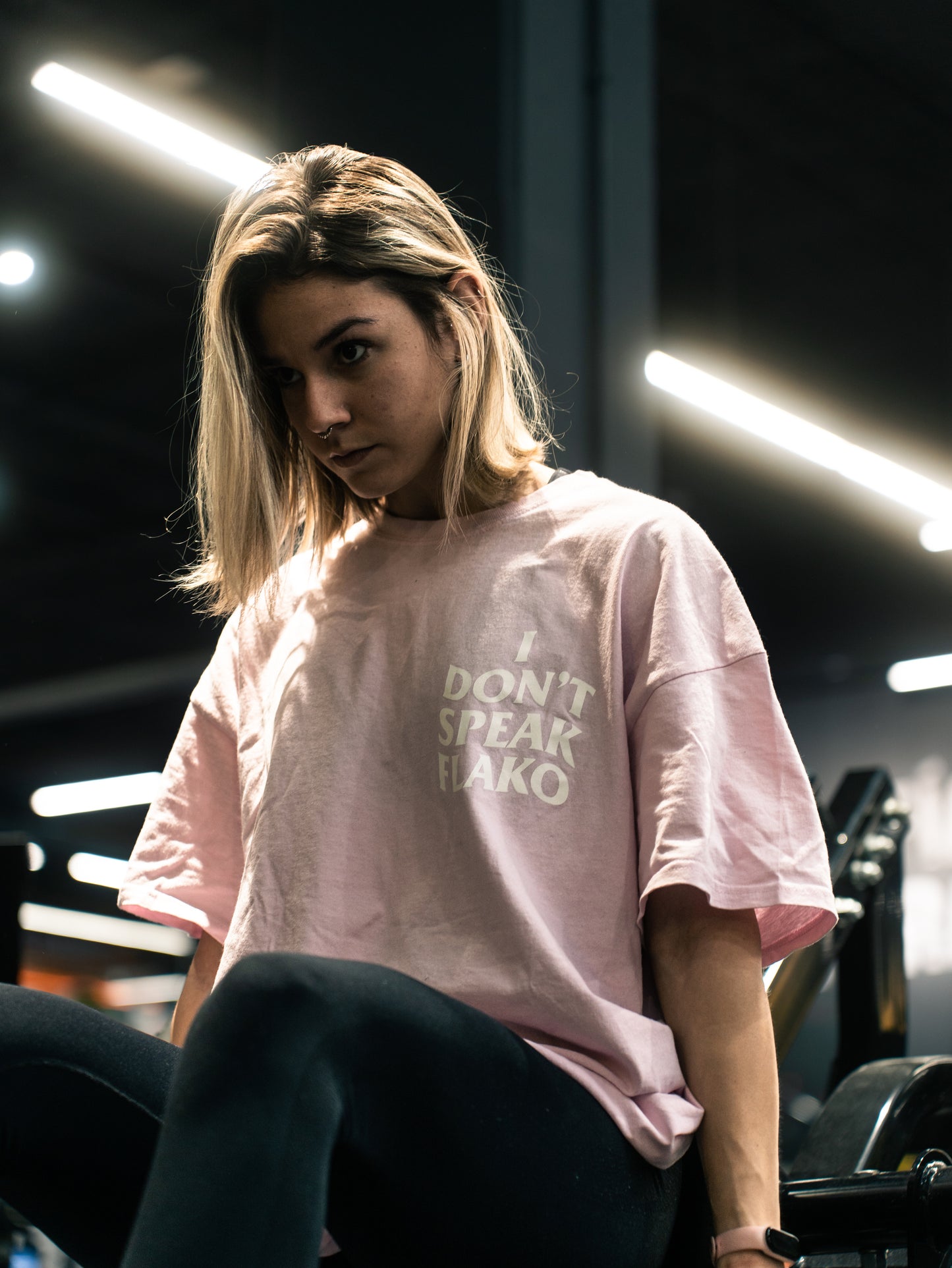 Camiseta clásica "I DON'T SPEAK FLAKO" color rosa